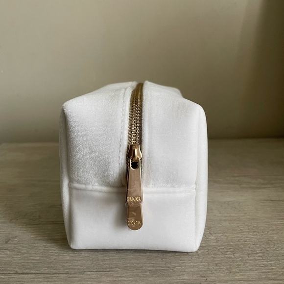 Authentic Dior White and Gold Cosmetic Bag. New. Comes with box. - Picture 5 of 8